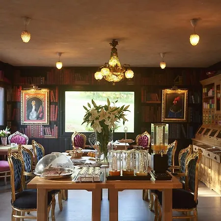 Le Manoir Des Montagnes 4*