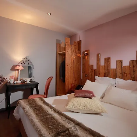 מלון Le Manoir Des Montagnes