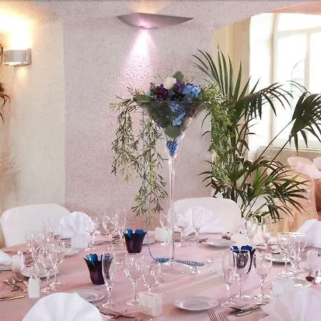 מלון Le Manoir Des Montagnes 4*