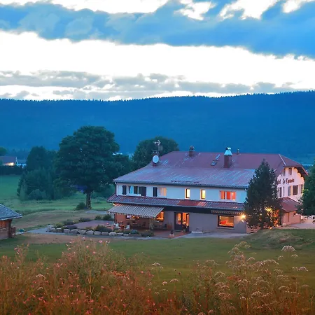 מלון Le Manoir Des Montagnes 4*